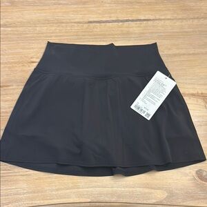 Lululemon Align High Rise Skirt. Size 10. NWT